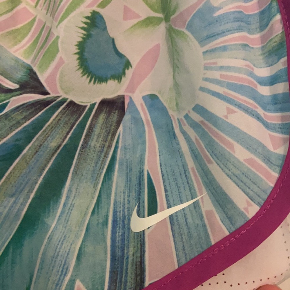 Nike track shorts - Picture 2 of 2